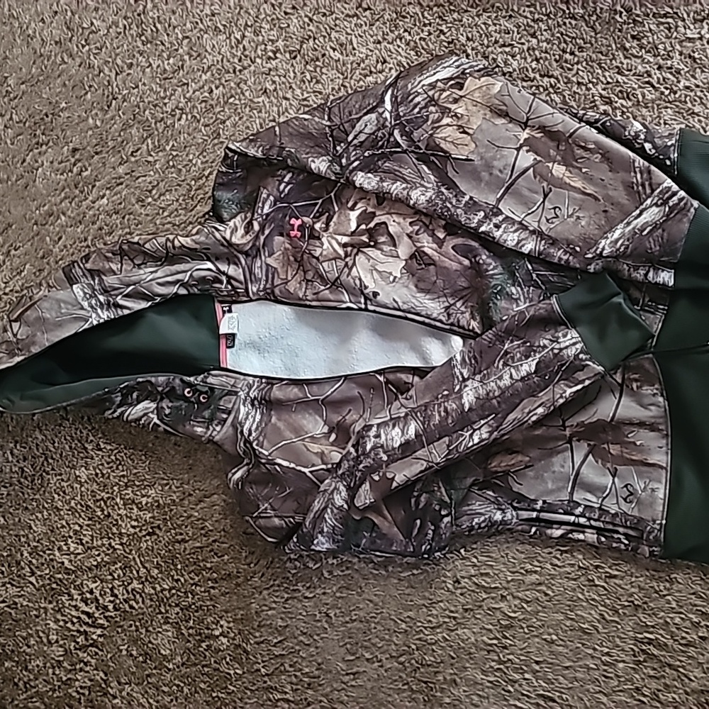 Women's hunting jacket